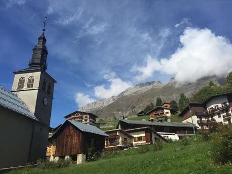 Tour: Dorf, der Kirche und des Museums