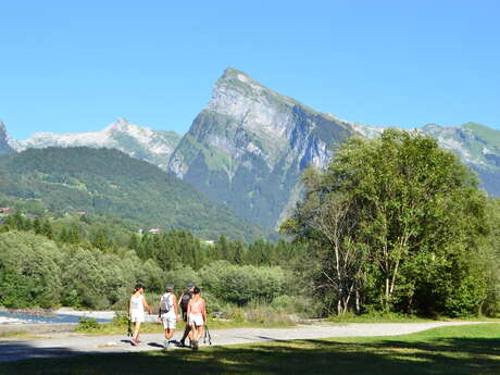 Walking itinerary : Along the Giffre