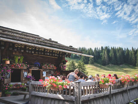Goûter à La Ferme des Corbassières