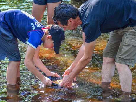 Initiation à l'orpaillage : Apprentis chercheurs d’or au Moulin d'Ancette