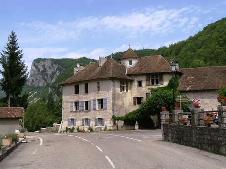 Visite frisson : Rossillon au Moyen-Âge; sorcellerie et autres bizarreries