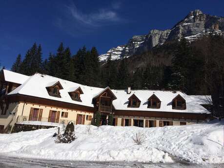 Gîte de groupe Chalet du Cirque de St Même