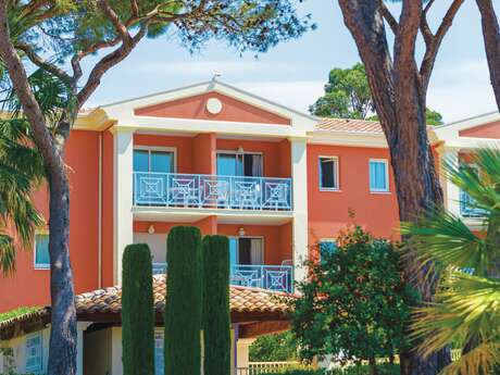 Résidence Lagrange Le Domaine des Grands Pins