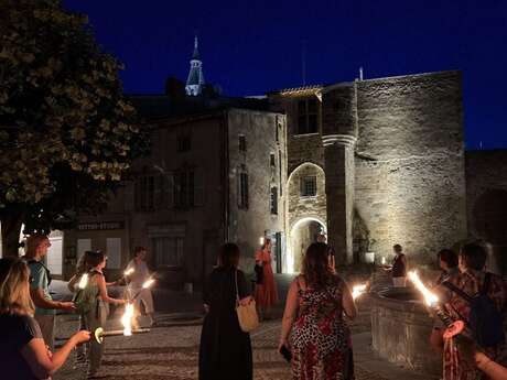 Vic-Le-Comte : visite aux flambeaux