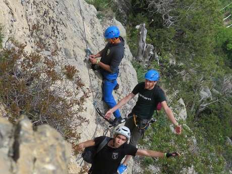 Via ferrata de la Grande Fistoire guidée - Esprit Vertical 04