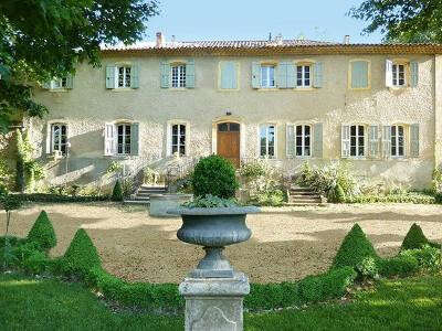 CHATEAU DE JOUQUES