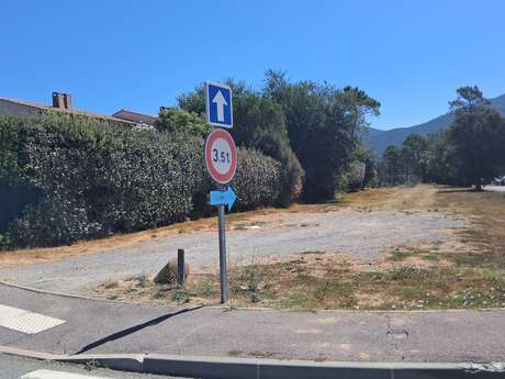 Parking Chemin du Raïa