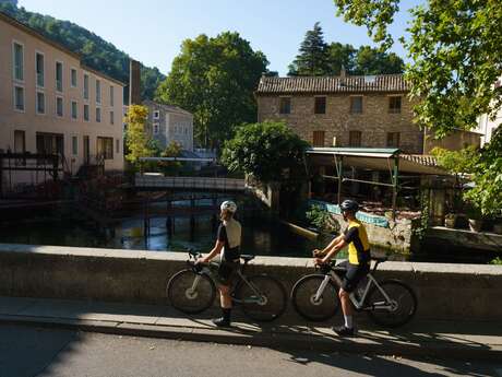 ROBION - Du Calavon au Pays des Sorgues à vélo