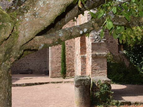 La Vieille Eglise ou chapelle des Vicomtes de Macon
