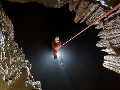 Bureau des moniteurs de la Vallée de l'Hérault - Caving