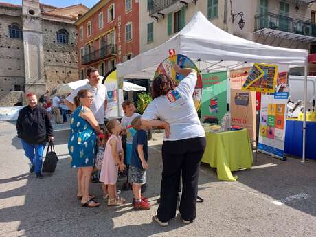 Tri et recyclage : des stands estivaux Prévention et Gestion des déchets