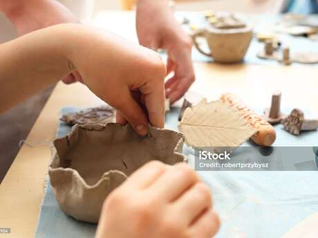Atelier de poterie et de modelage