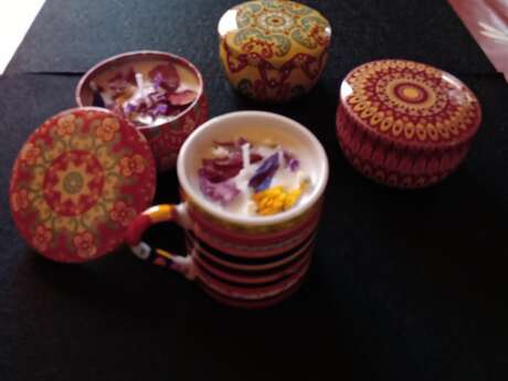Atelier créatif : Fabrication de bougie à la cire de soja, décorée avec des fleurs séchées