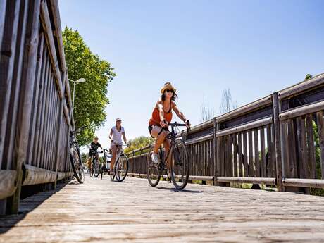Des vieux salins de Hyères à l’entrée de Bormes les Mimosas - Parcours Cyclable du Littoral
