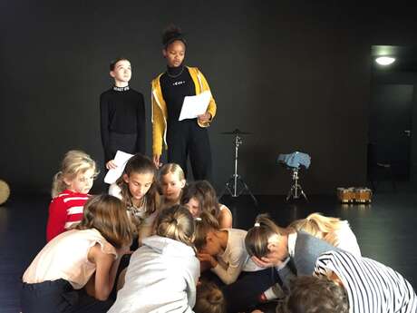 Stage multi-activités artistiques (éveil corporel/musique percussion/théâtre) à Sainte-Marie-de-Ré pour les vacances de Pâques