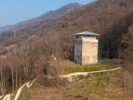 Visite guidée de la Tour d'Étapes-Programme hors les murs "À l'assaut des châteaux forts"