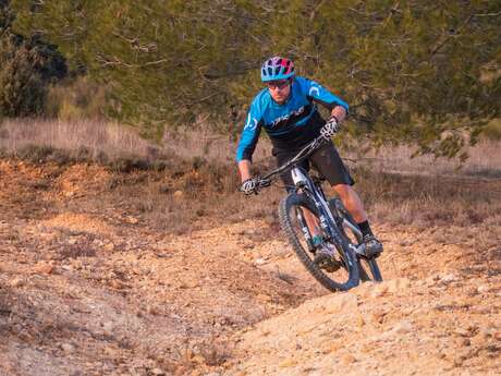 Site VTT FFC - Provence Verdon - Circuit 21 - Bleu