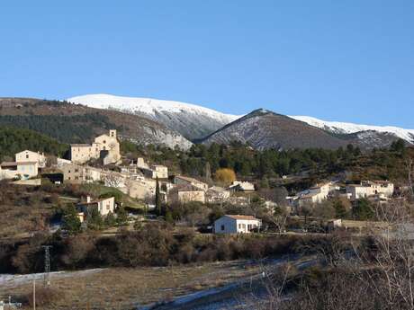 SAINT-JURS - Le sommet de l'Agra