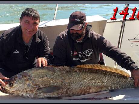 Excursión de 3 horas de pesca en el mar - Pesca con señuelos por Île de Ré Nautisme
