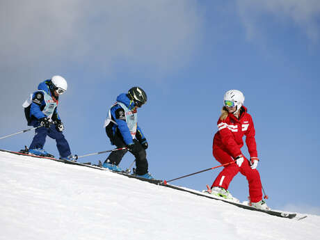 Ski / snowboard lessons for children aged 5 to 12