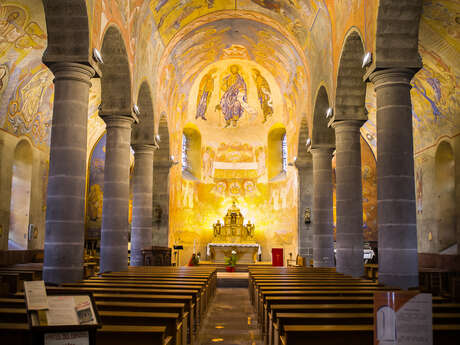 Visite des fresques de l'église Saint-Anne