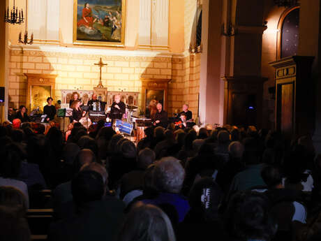Concert de Noël de Bàrri Nòu Musiciens et tambourinaires du Rampèu de Sant-Troupès