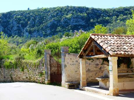 Fontaine Lavoir Rue du Var