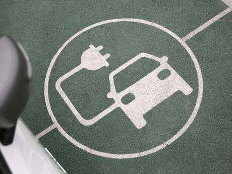 Bornes de recharge Pk2 - Parking couvert - Les Orres 1800