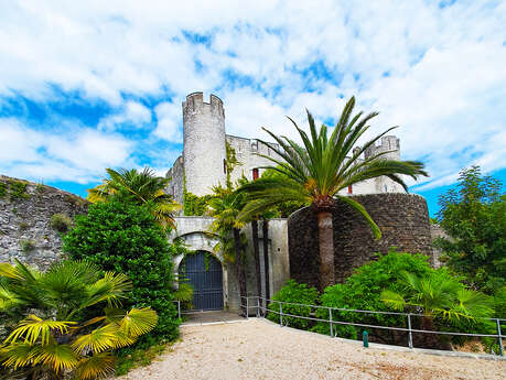 Visite famille à la forteresse médiévale