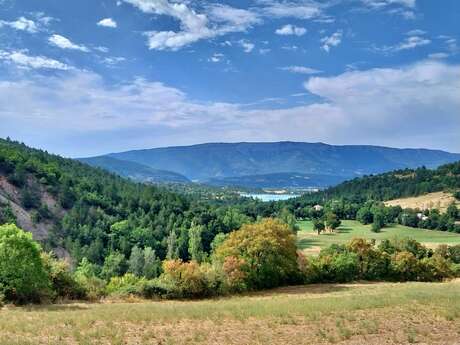Randonnée au vieux village de Saint Genis