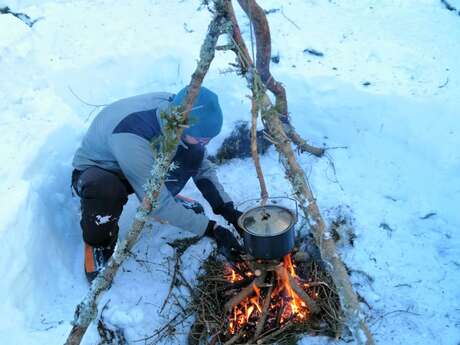 Survival in winter and summer mountain environments
