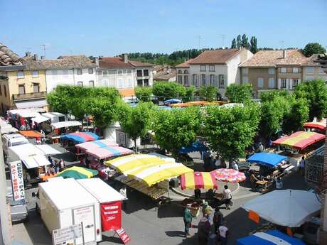 Marché de Nègrepelisse