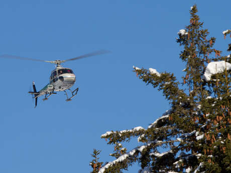 Vuelo descubierta en helicóptero