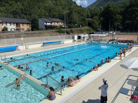 Outdoor swimming pool