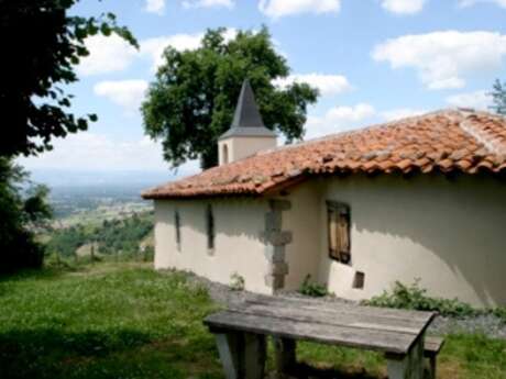 Aire de pique-nique de la Chapelle Saint-Pierre