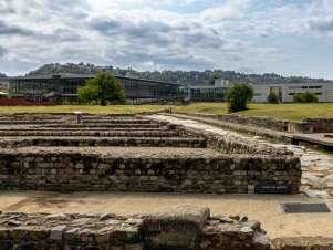 Guided tour: mosaics - stone images