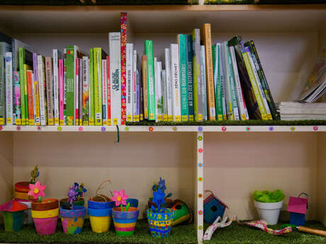 A day in the garden: musical reading