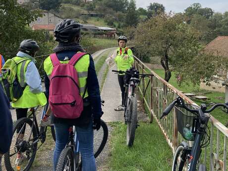 Balade à vélo électrique... Sur les traces du Tacot