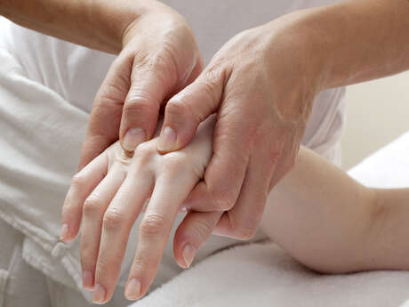 Les Massages bien-être de Nadège Bressy