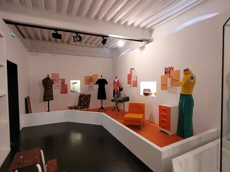 Atelier de la mode recyclée