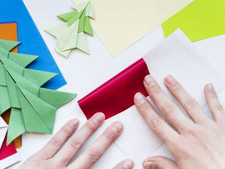Atelier créatif - Décorations de Noël en origami