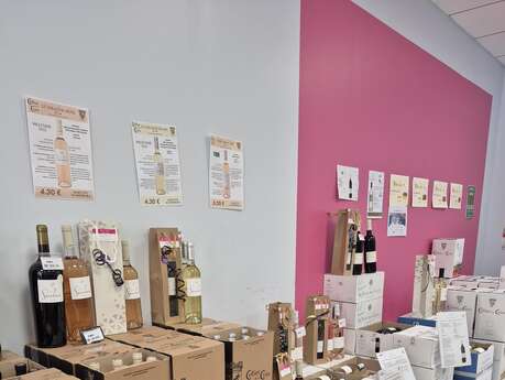 Les Chais du Gapeau : Cave à vins