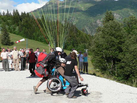 Baptême parapente handisport