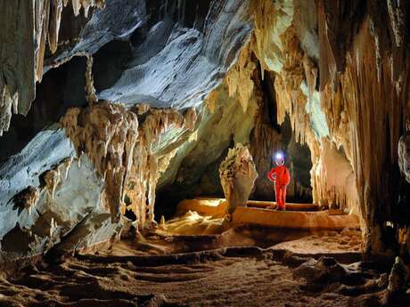 Spéléologie avec Évolution 2