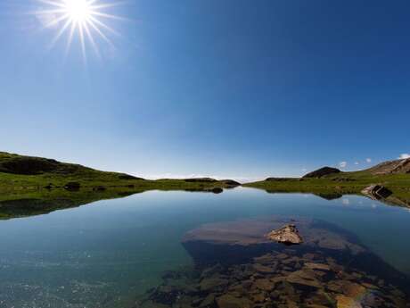Le lac de Puy Aillaud (depuis le hameau)