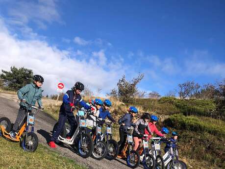 Eté 2025 - Bougez dans le Pilat - Trottinette de descente tout terrain (mini-trotteur - à partir de 6 ans) - Maclas