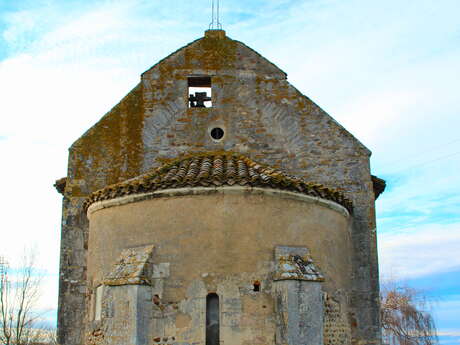La chapelle de Chanteins et l’atelier du sabotier