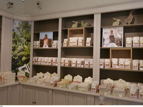 Boutique et salon de thé Silvain - Paysans Nougatiers