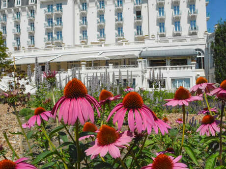 Visite en plein air - L'Impérial côté plage
