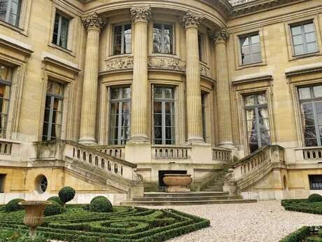 Matinale - Paris, Hôtel de Camondo & Musée Cernuschi